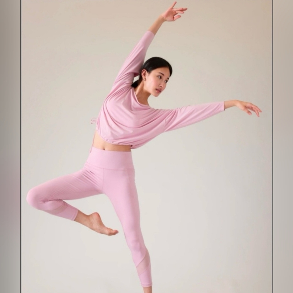 Athleta Salutation Stash 7/8th Mesh Blocking Legging M